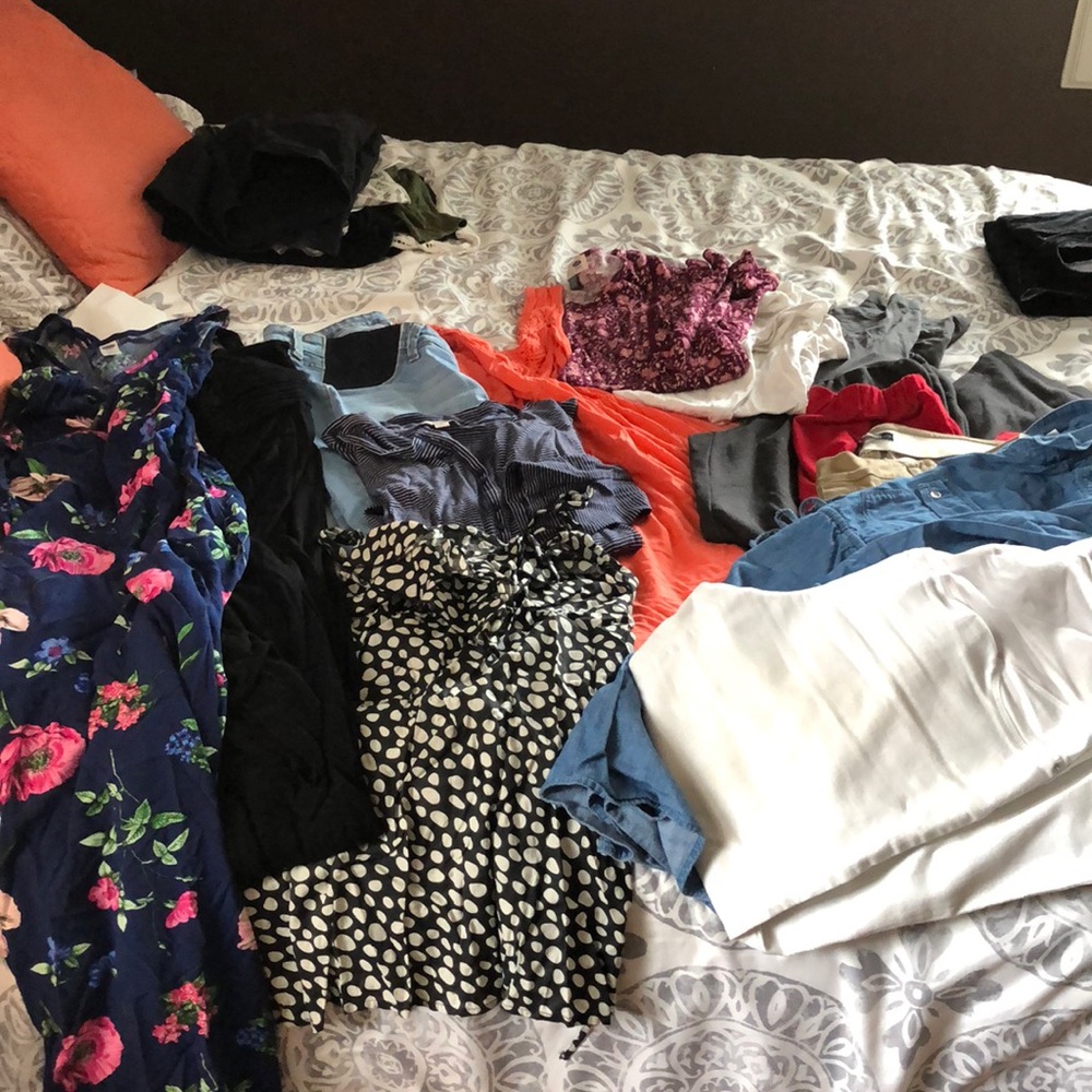 Maternity wardrobe bundle ALL SIZE MEDIUM